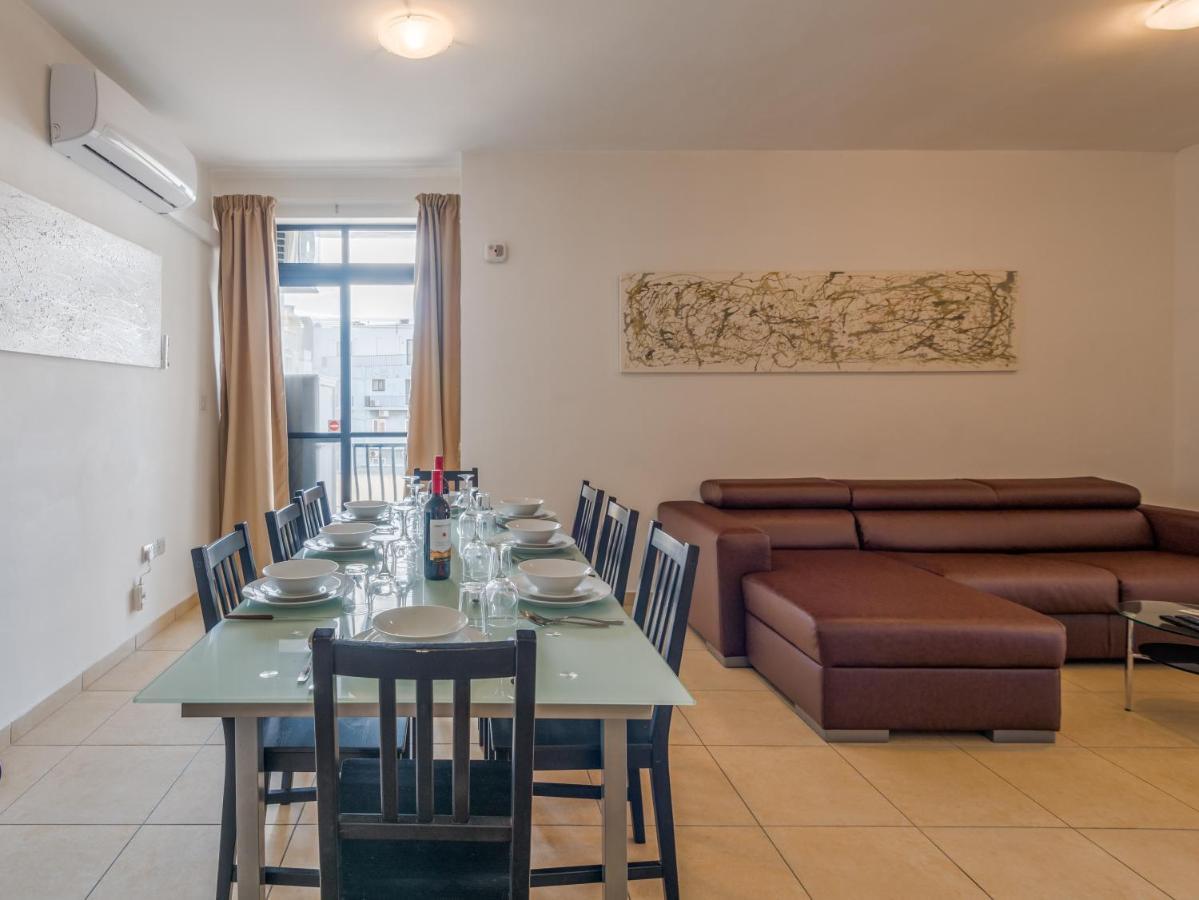 Seashells Apartments With Terrace, Just Off The Seafront In Bugibba - By Getawaysmalta St. Paul's Bay Exterior photo